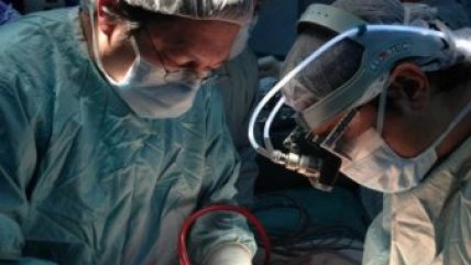   Comenzó el trasplante de hígado de joven madre 