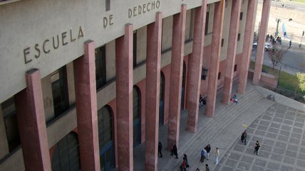   Estudiante que denunció a Carmona: 