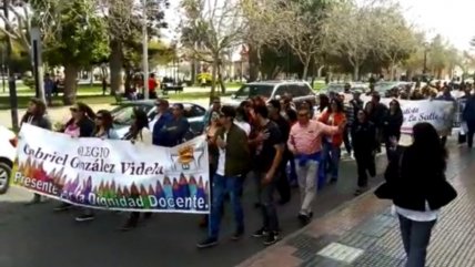   Más de mil profesores marcharon en La Serena en medio del paro nacional 