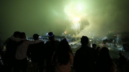  La neblina opacó show de fuegos artificiales en Valparaíso  