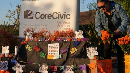   Día de los Muertos: Recuerdan a migrantes fallecidos en centros de detención en EE.UU. 