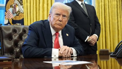   Entran en vigor los aranceles de Trump, y hay respuesta inmediata de Canadá y China 