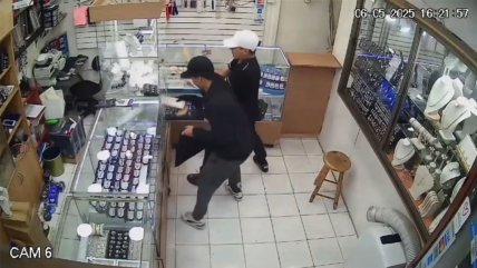   Delincuentes asaltaron joyería en pleno centro de Antofagasta 