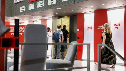  España: Allanan sede del partido de Pedro Sánchez por caso de corrupción  