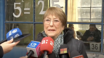   Bachelet tras sufragar: 