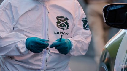  Hallaron cuerpo de mujer adulta mayor enterrado en el patio de su casa en Recoleta  