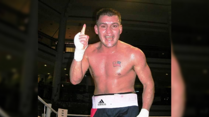   Exboxeador Joel Mayo falleció a los 53 años tras ser apuñalado en Villarrica 