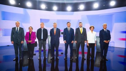   En CHV: así se inició el primer debate presidencial 2025 