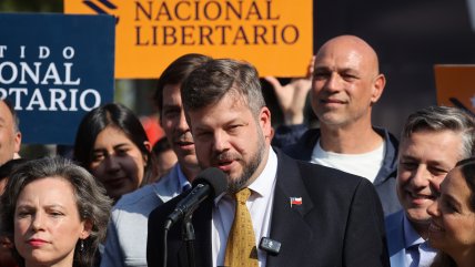   Kaiser defiende expulsión de migrantes irregulares junto a sus hijos 