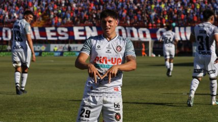   [VIDEO] Facundo Pons repitió tras gran asistencia de Pinares y puso el empate para Limache ante la U 