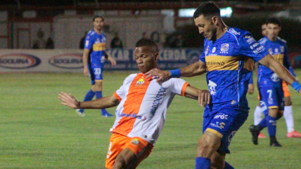   Everton sorprendió a Cobresal y tomó un respiro en la lucha por la permanencia 