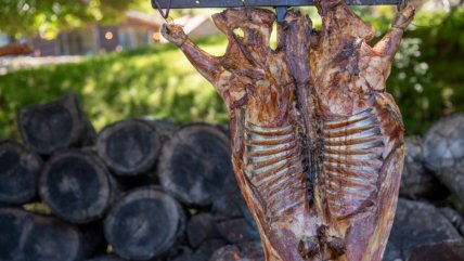   Cordero al palo figura en ranking de los 100 mejores platos del mundo 