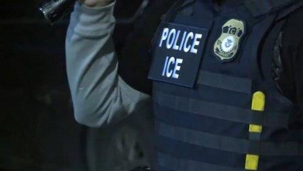   Mujer fue asesinada a disparos por agente de ICE en redada migratoria en Minnesota 