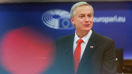   Kast aplaudió que Hungría 