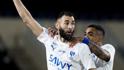   Karim Benzema debutó con un triplete en goleada de Al Hilal en la liga saudí 
