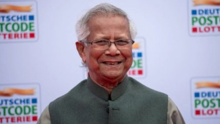   Nobel de la Paz Muhammad Yunus entregó el mando interino de Bangladesh 