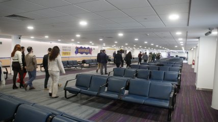   Aeropuerto de Santiago proyecta alta demanda en el cierre de la temporada estival 