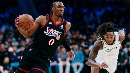   San Antonio Spurs aplastó a Philadelphia 76ers y se consolidó en la Conferencia Oeste 