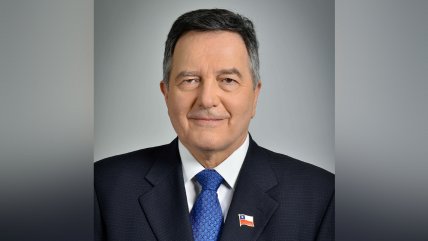   Roberto Ampuero es el nuevo embajador de Chile ante la ONU 