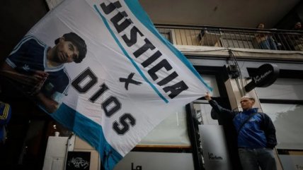 Comienza nuevo juicio por la muerte de Maradona tras escandalosa anulación del proceso anterior  