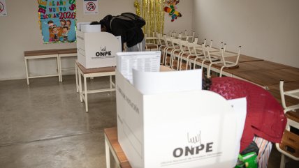  Segundo lugar en Perú se define voto a voto: solo 7.900 sufragios separan a los candidatos  