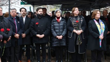   Boric acompañó a la familia Allende en acto central a 53 años del golpe de Estado 