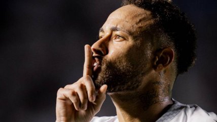   Neymar hizo un guiño a Flavio Bolsonaro durante las elecciones en Brasil 