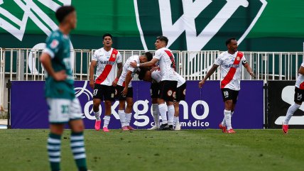   Santiago Wanderers sigue estancado en su lucha por el Ascenso tras nueva caída ante Curicó Unido 
