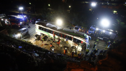  Bus con la Orquesta de Cámara de Chile desbarrancó en Valparaíso  