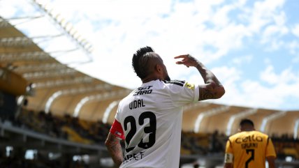   [VIDEO] ¡Golazo al ángulo! Vidal mostró su jerarquía y descontó para Colo Colo ante Coquimbo 