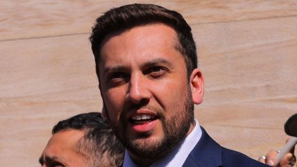   Timonel PPD: Todos queremos saber si Bachelet piensa ser candidata 
